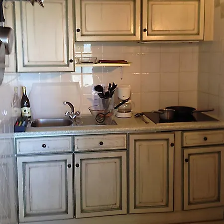 Hotel Les Amandiers Saint-Raphaël