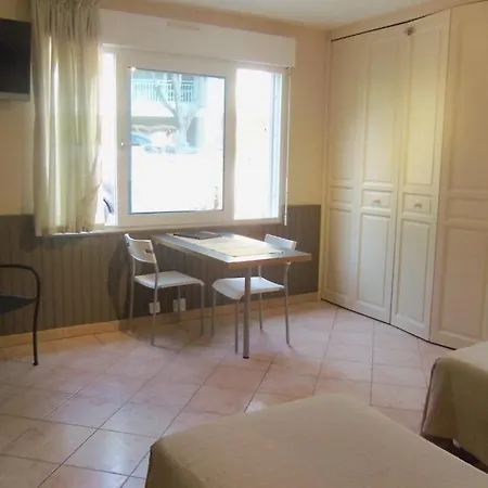 Otel Les Amandiers