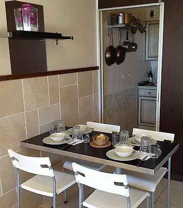 Les Amandiers 호텔