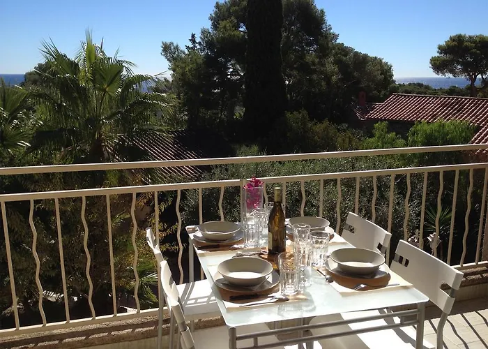 Les Amandiers Otel